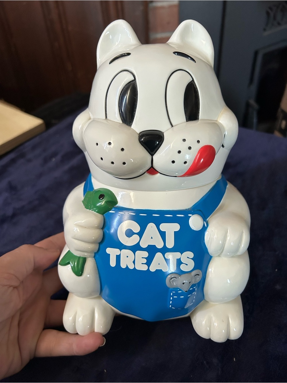Meowing Cat Treat Container